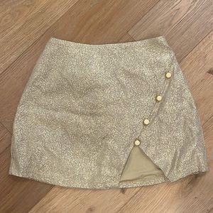 BRAND NEW Devon Windsor Gold skirt